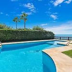 Dunas De - Beachfront 3 Bed Marbella