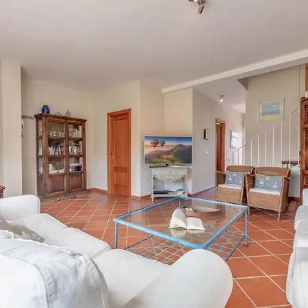 Dunas De - Beachfront 3 Bed Apartment *