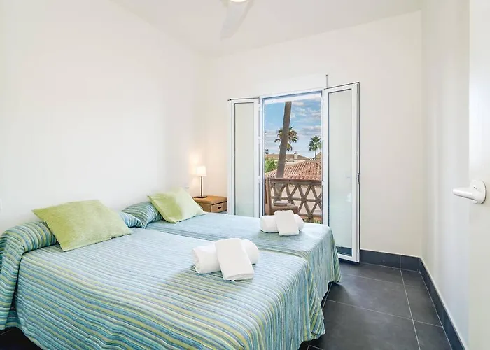Dunas De - Beachfront 3 Bed * Marbella