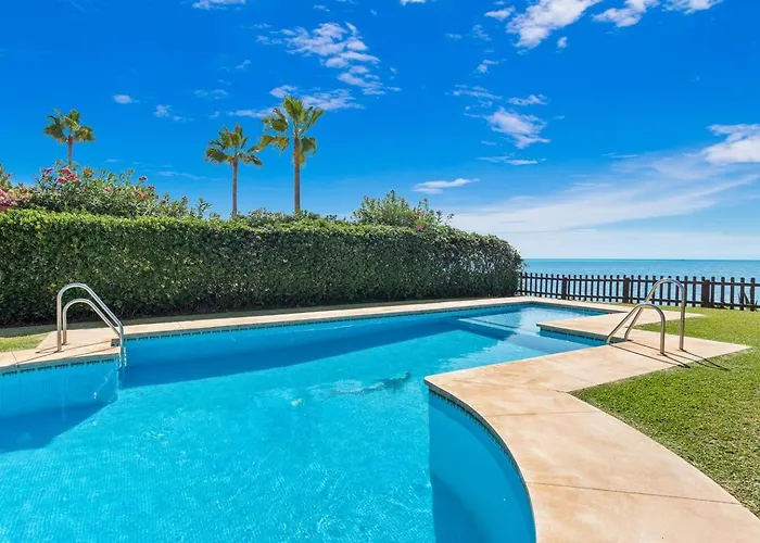Dunas De - Beachfront 3 Bed Marbellac