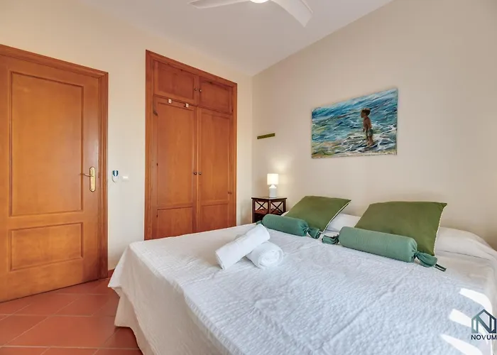 Apartamento Dunas De - Beachfront 3 Bed Marbella